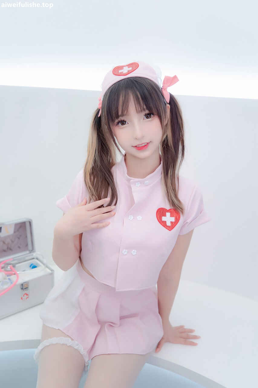 神楽坂真冬 - 白丝护士《心身バラン》[150P2V-493MB] cosplay美女-第3张