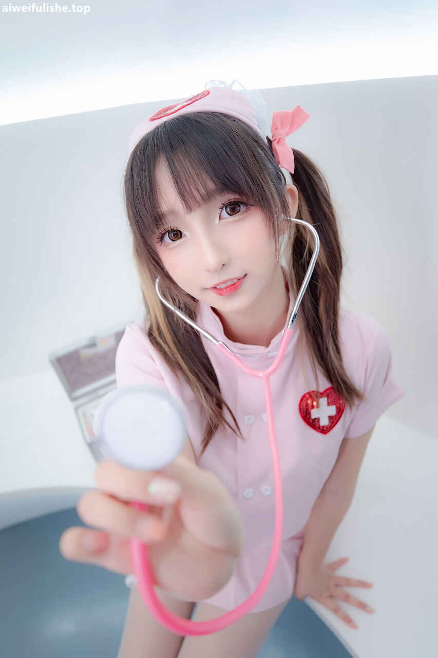 神楽坂真冬 - 白丝护士《心身バラン》[150P2V-493MB] cosplay美女-第4张