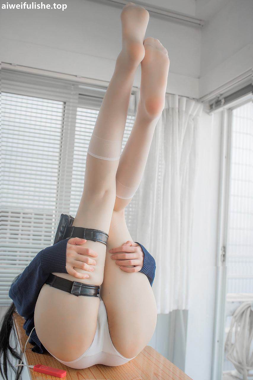izumi泉桃子-纯白毕业季 [40P-189MB] cosplay美女-第2张