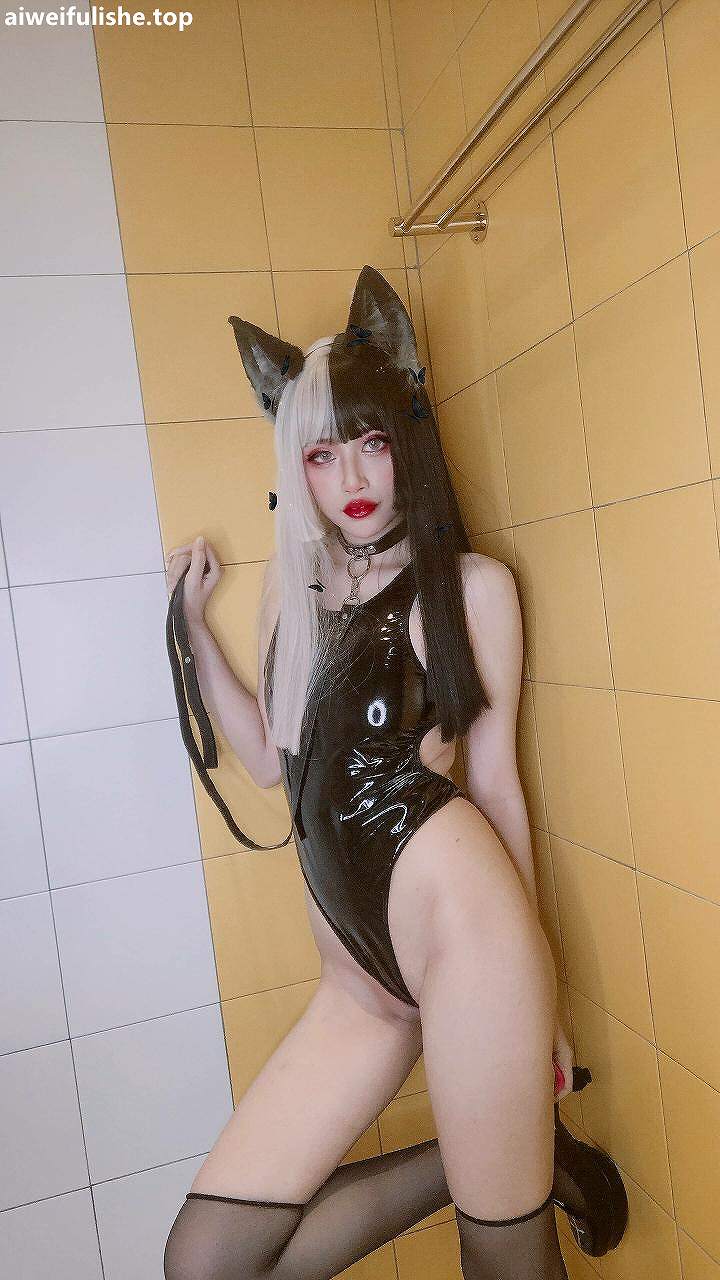 Byoru-Luna Latex [51P2V-98MB] cosplay美女-第2张