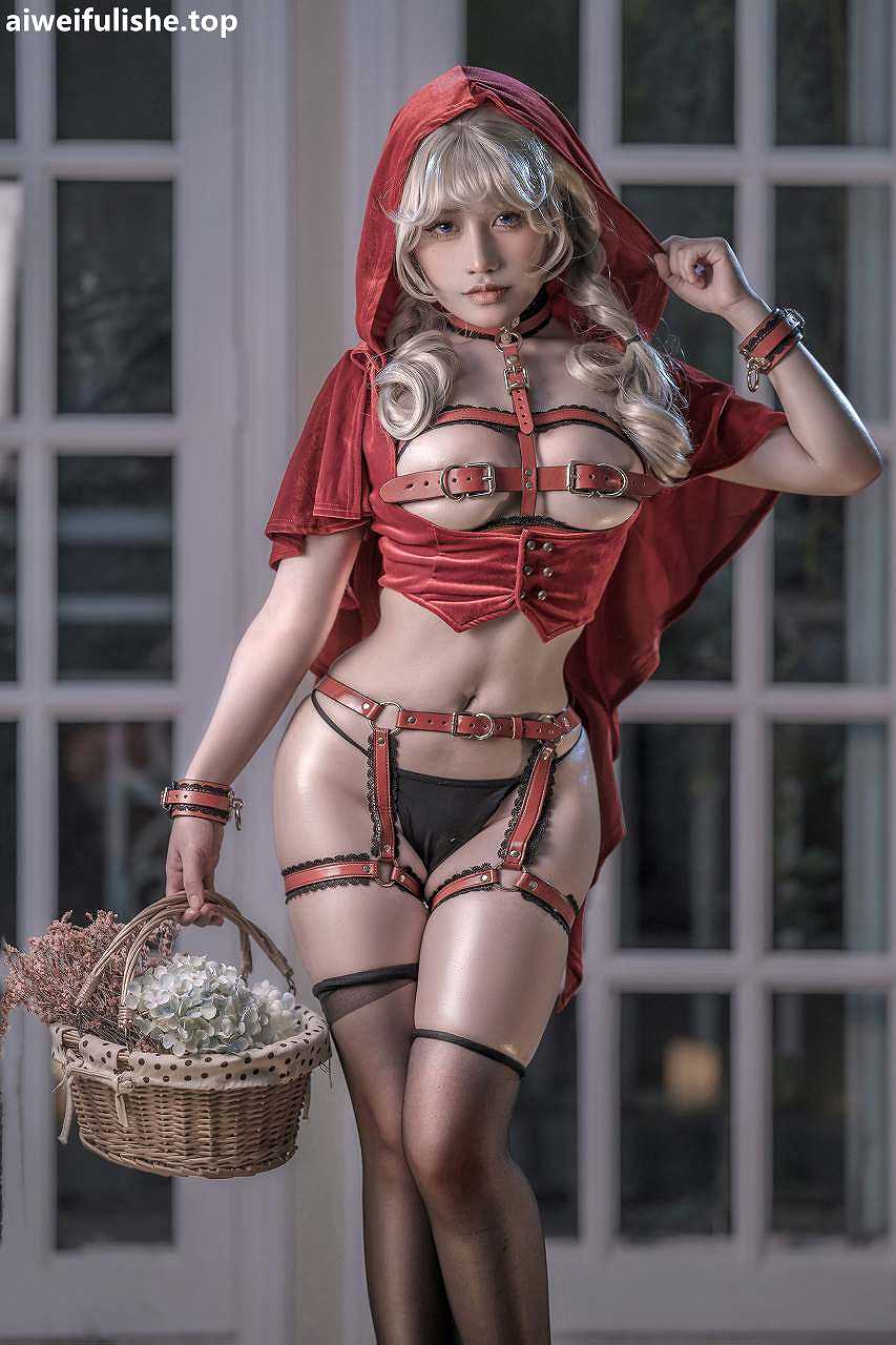 一笑芳香沁-小红帽 [21P-186MB] cosplay美女-第2张