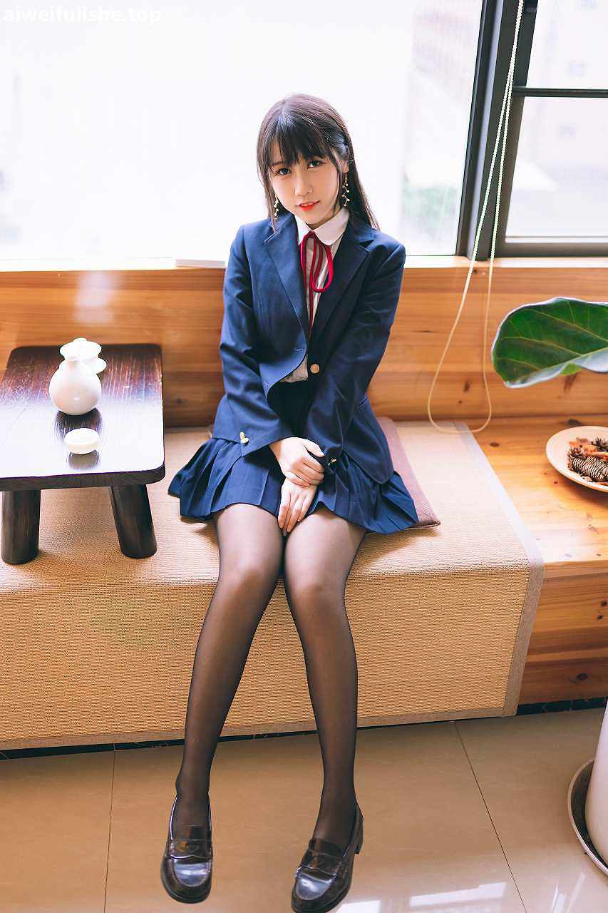 不呆猫-校服JK[64p4v518M] JK制服-第4张