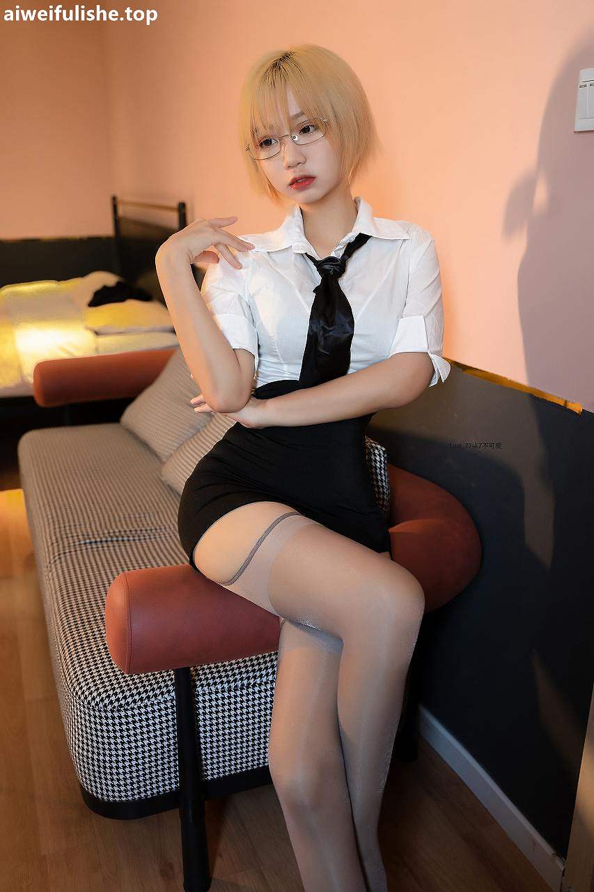 柒柒要乖额-家庭教师[133P-1.89G] cosplay美女-第8张