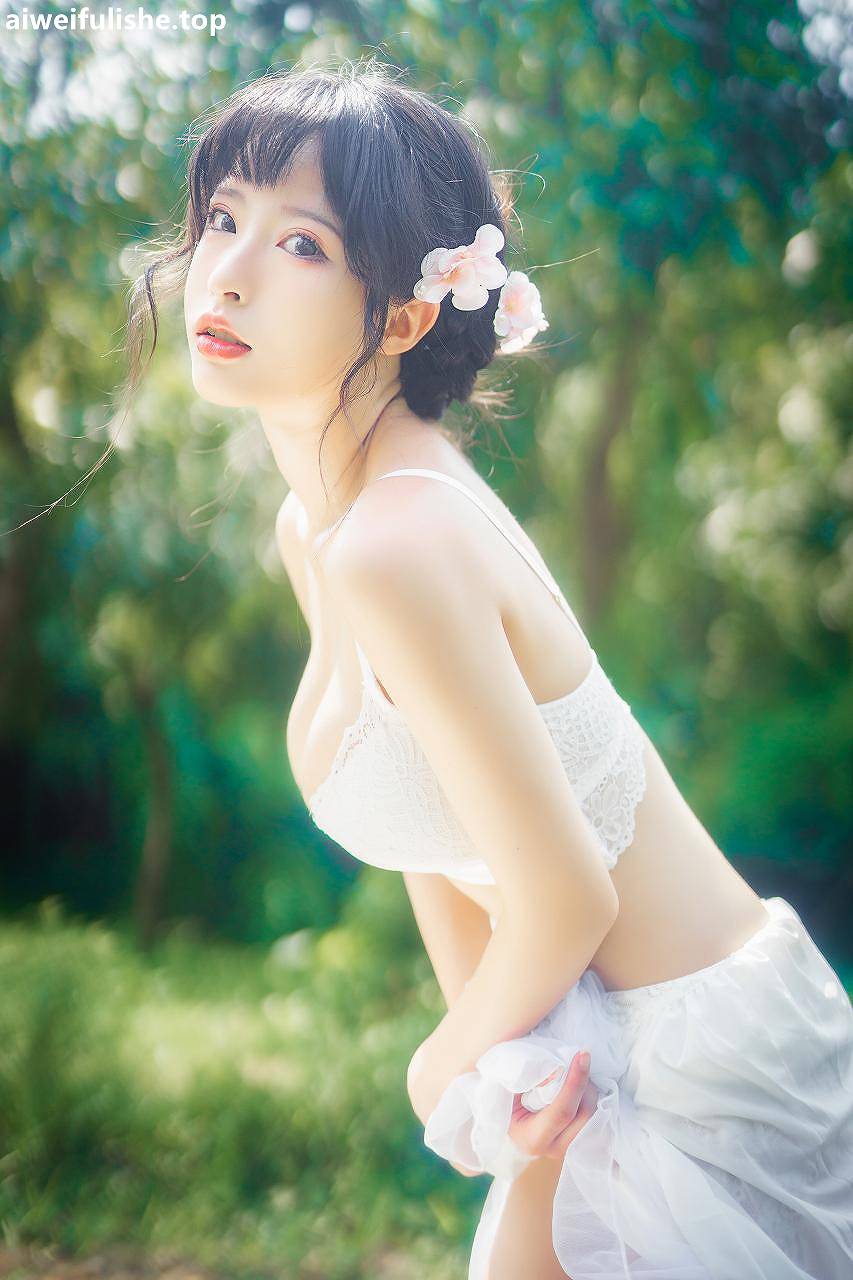 清水由乃-蕾丝花园 [34P-794MB] 网红福利-第2张