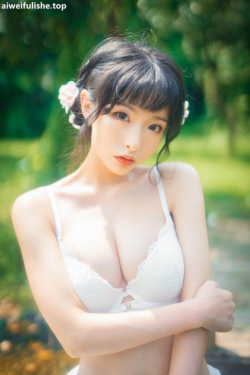 清水由乃-蕾丝花园 [34P-794MB] 网红福利-第4张