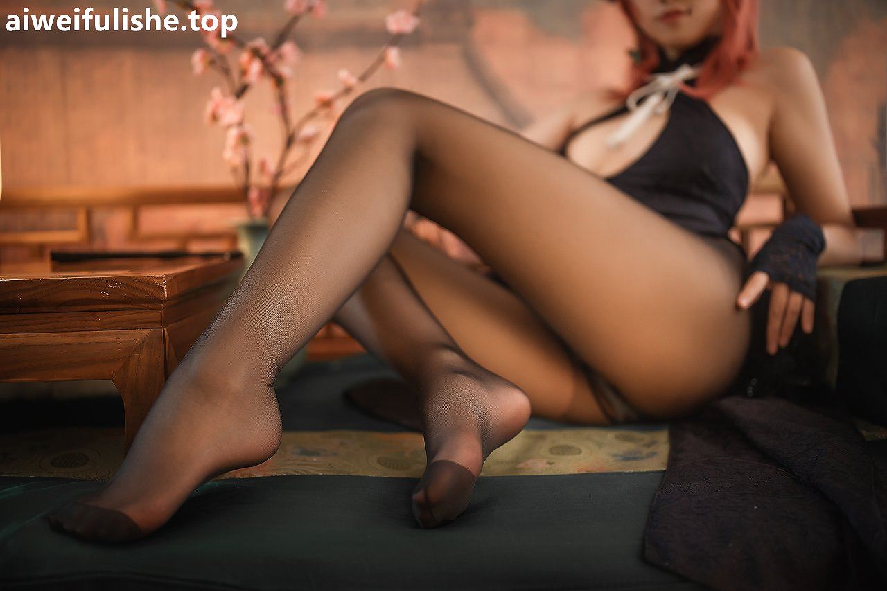 蜜汁猫裘-黑太子旗袍 [40P-678MB] cosplay美女-第1张