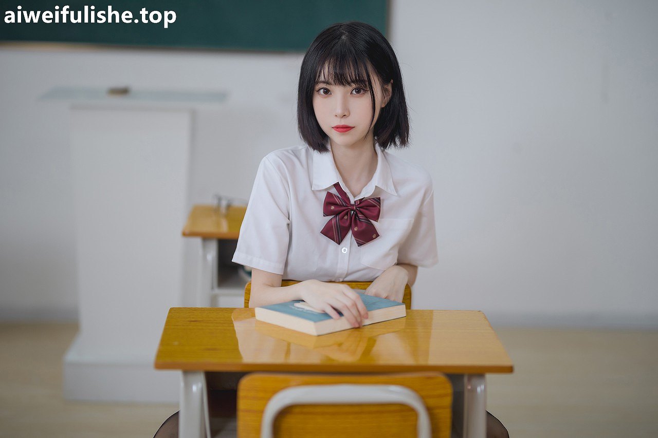 许岚LAN-教室jk黑丝 [40P-426MB] JK制服-第2张