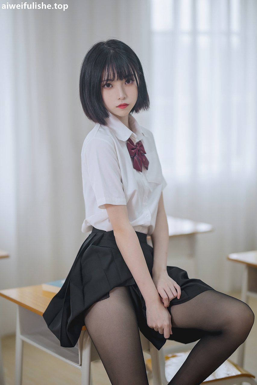 许岚LAN-教室jk黑丝 [40P-426MB] JK制服-第3张