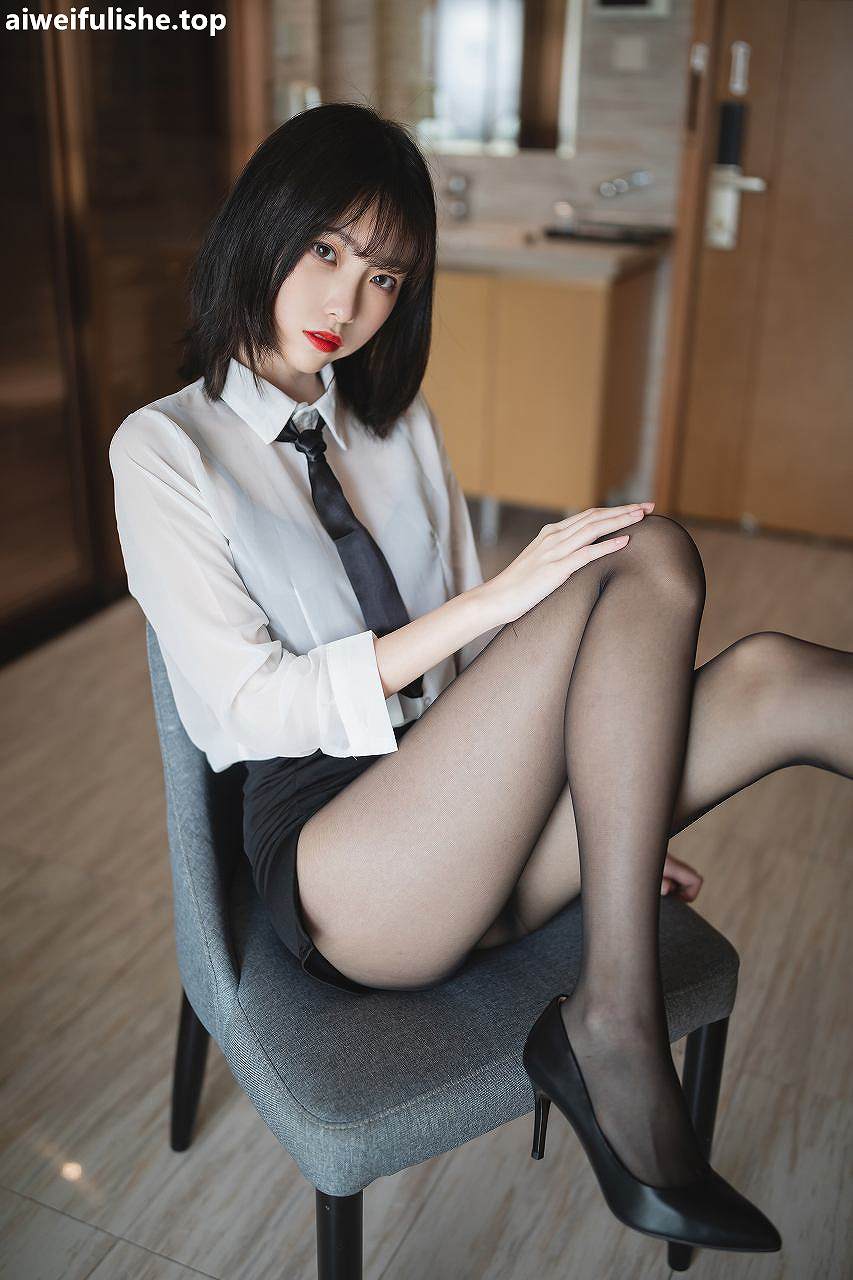 许岚LAN-OL制服 [41P-587MB] 网红福利-第4张