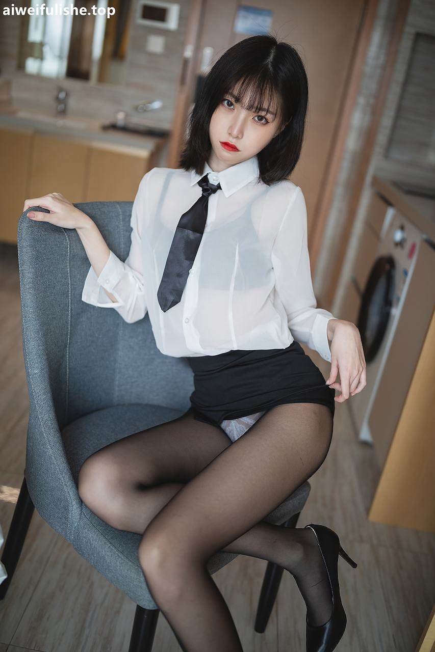 许岚LAN-OL制服 [41P-587MB] 网红福利-第5张