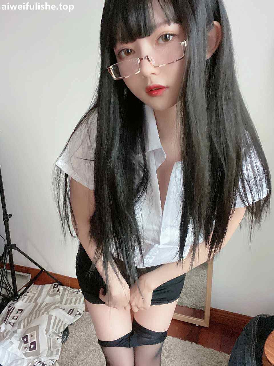 51酱-ol [20P2V-108MB] 网红福利-第4张