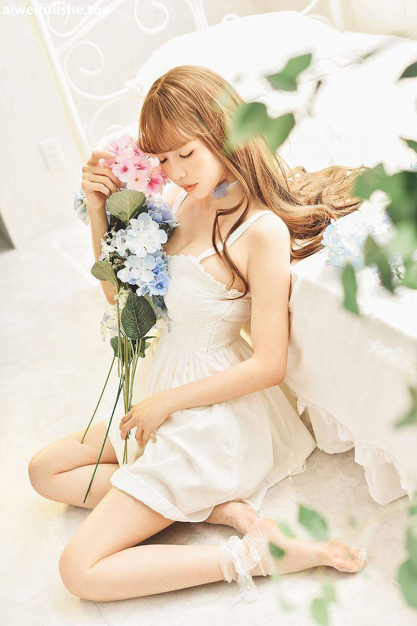 ElyEE子-White Dress [22P-27MB] 推特美女-第7张
