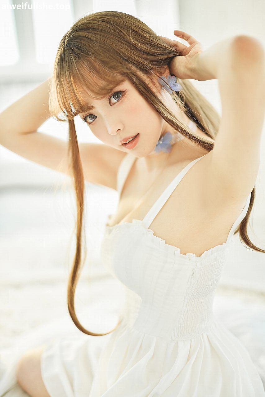 ElyEE子-White Dress [22P-27MB] 推特美女-第4张
