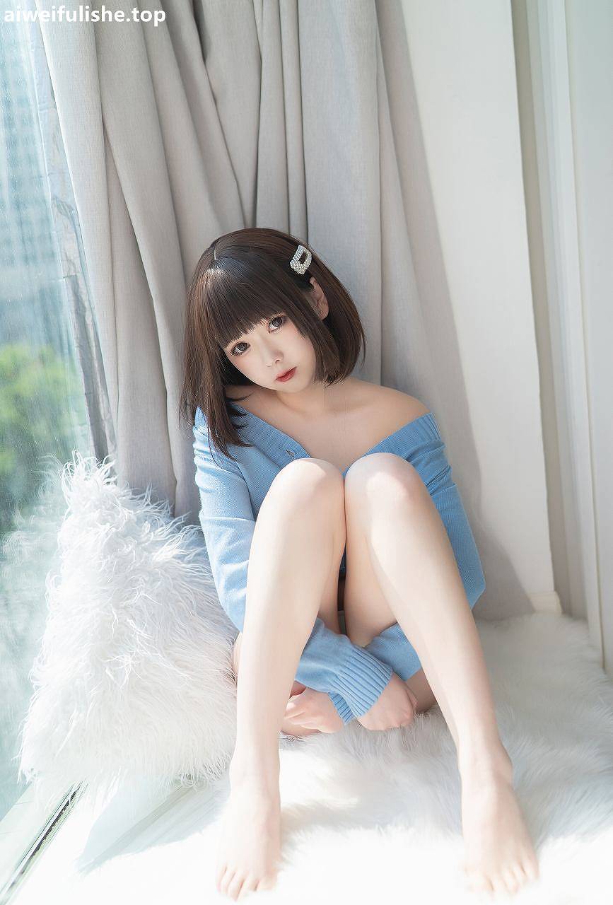 向小圆-蓝色之夏 [42P-247MB] 网红福利-第3张
