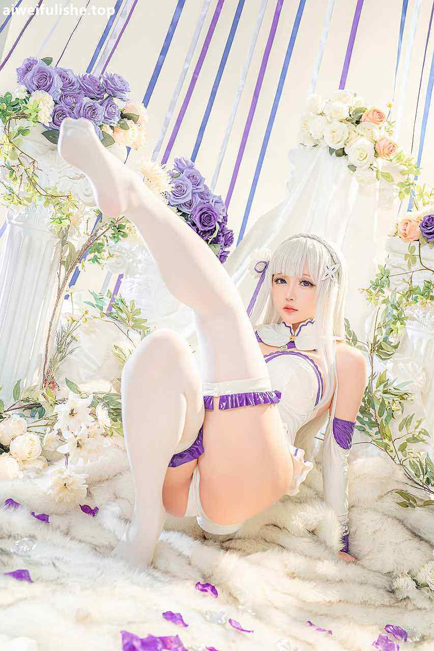星之迟迟2021年正片合集 爱蜜莉雅同人 [97P2V-1.73GB] cosplay美女-第5张