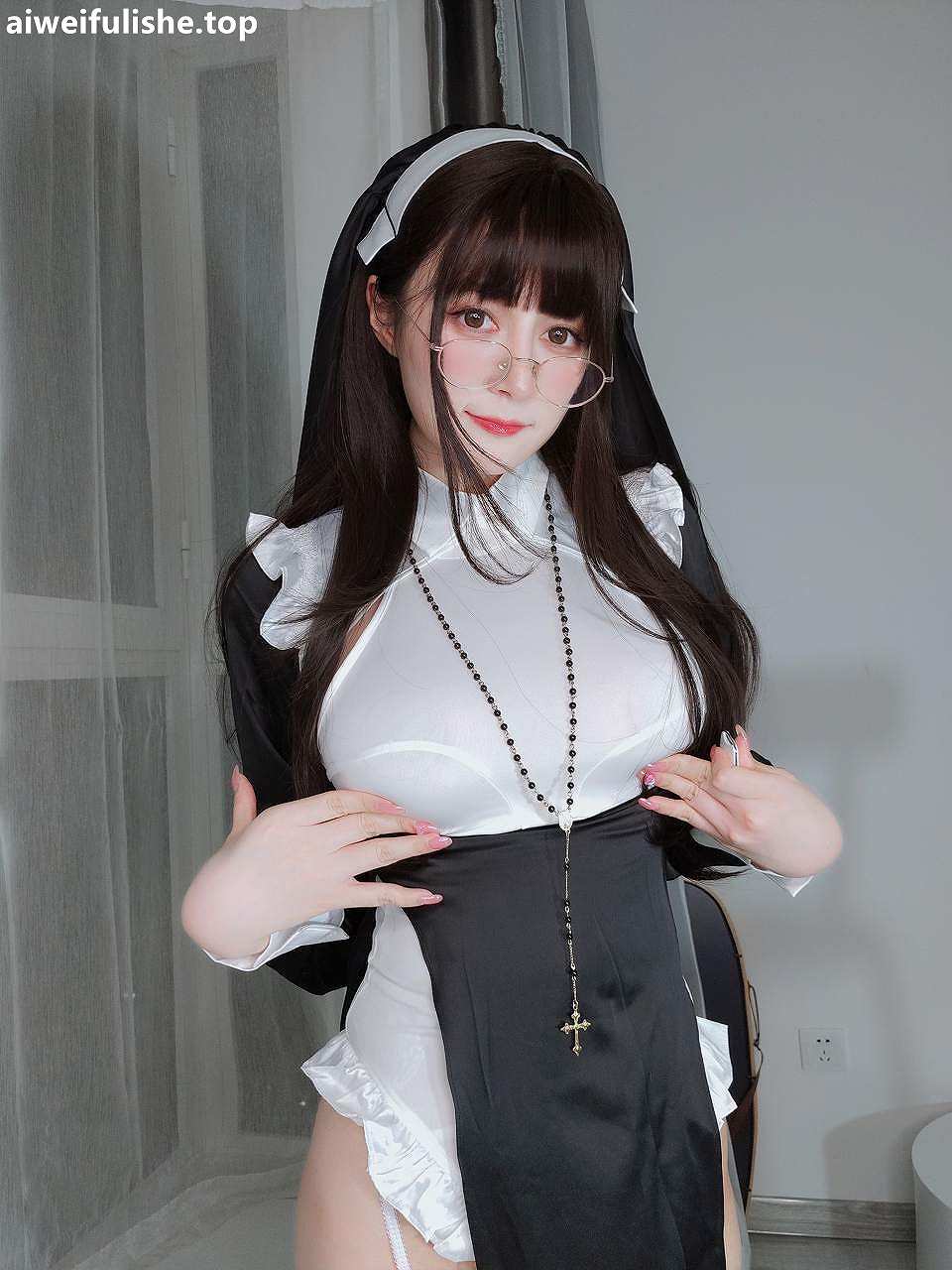 白银81-自撮り 修女白丝装(動画入り) [144P11V-1.15GB] cosplay美女-第4张