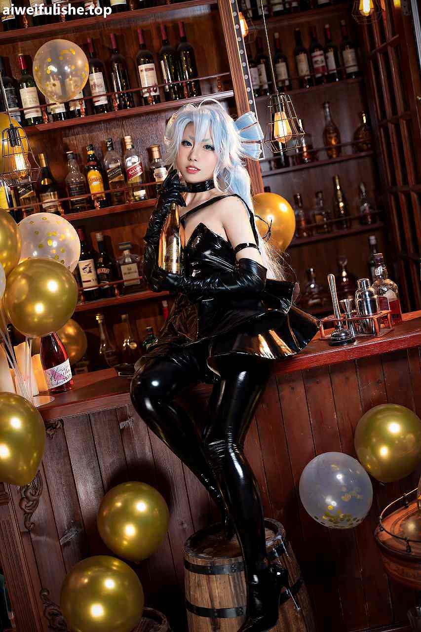 虎森森-香槟怪盗 [47P-660MB] cosplay美女-第2张