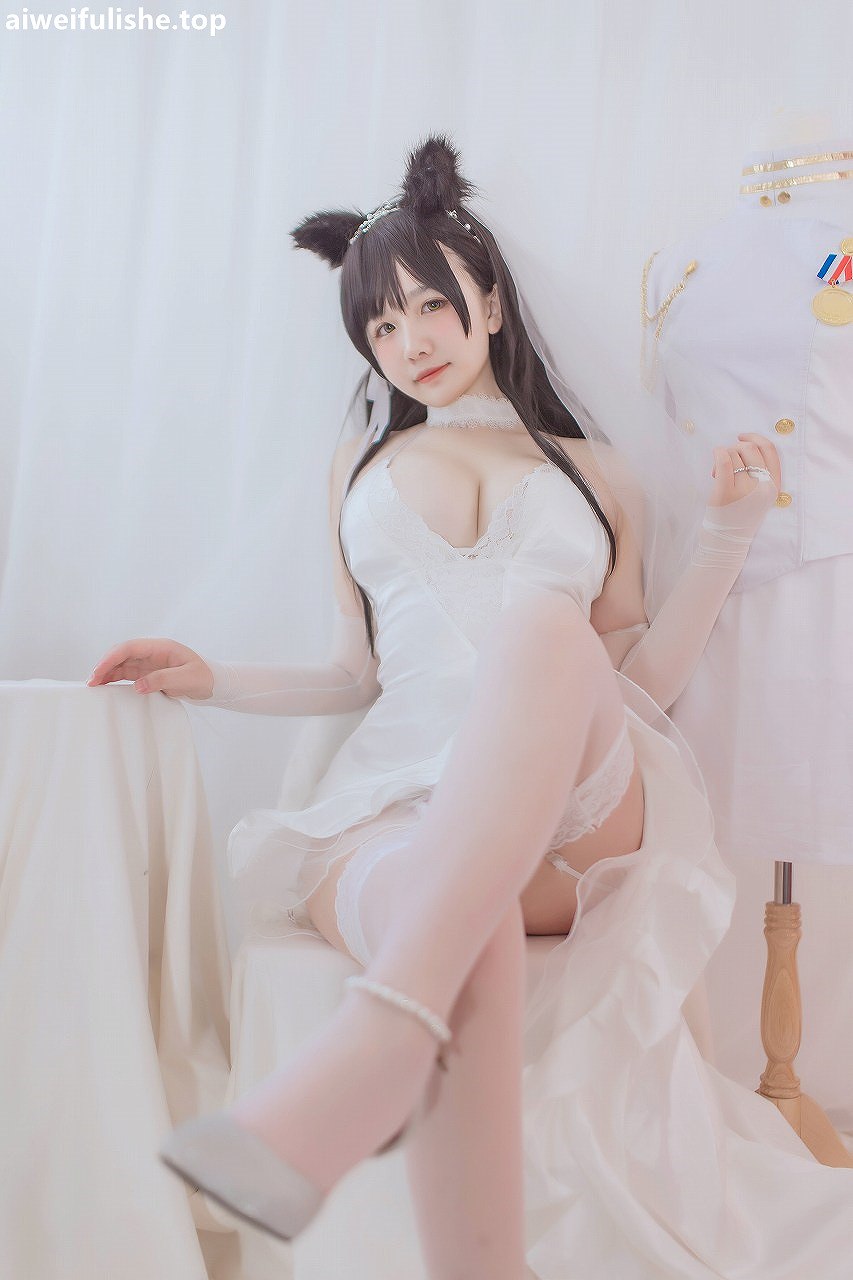 阿半今天很开心-爱宕婚纱 [36P-143MB] cosplay美女-第5张