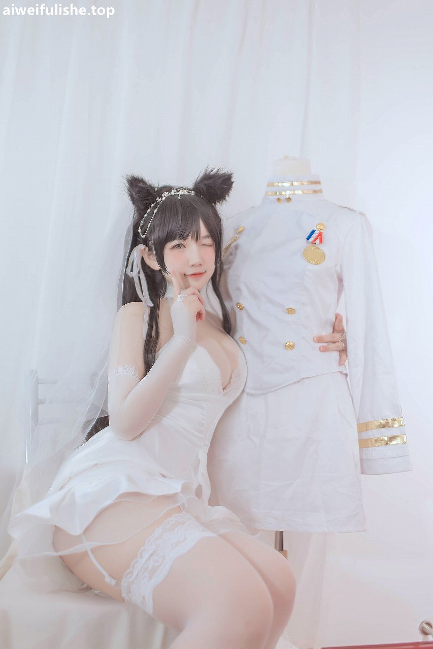 阿半今天很开心-爱宕婚纱 [36P-143MB] cosplay美女-第2张