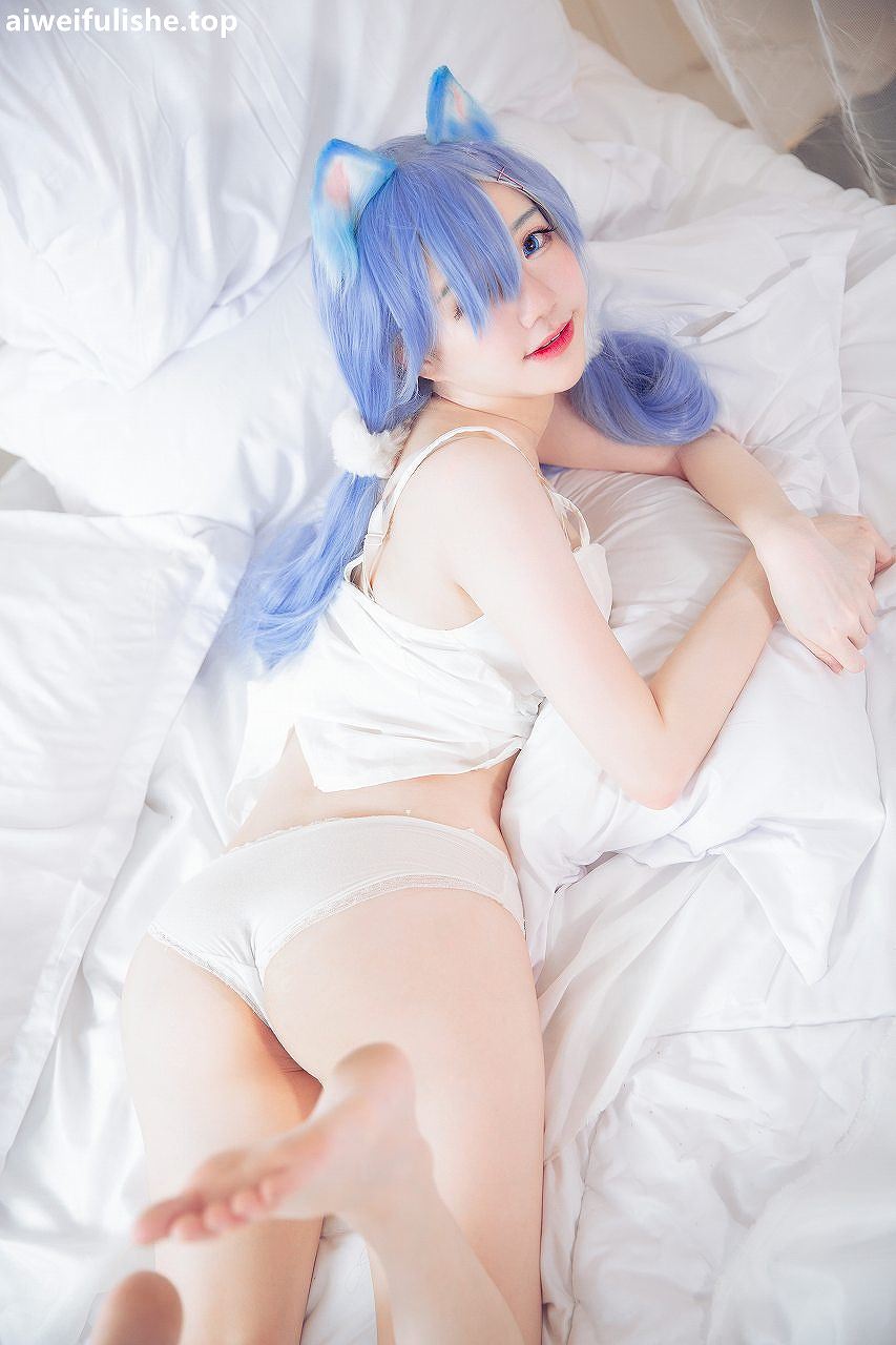 Sally Dorasnow-Rem White Kitty [49P-281MB] cosplay美女-第3张
