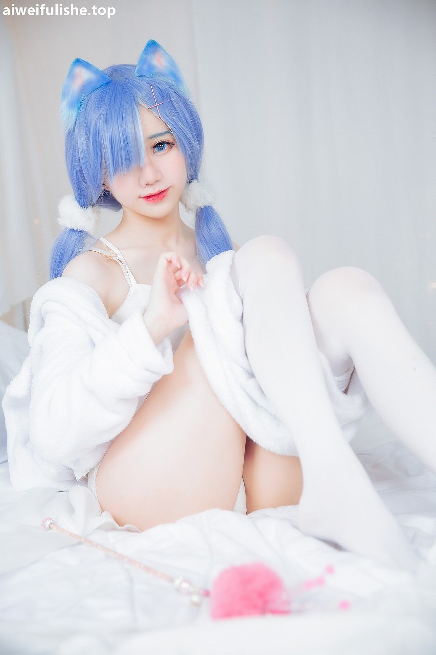 Sally Dorasnow-Rem White Kitty [49P-281MB] cosplay美女-第3张
