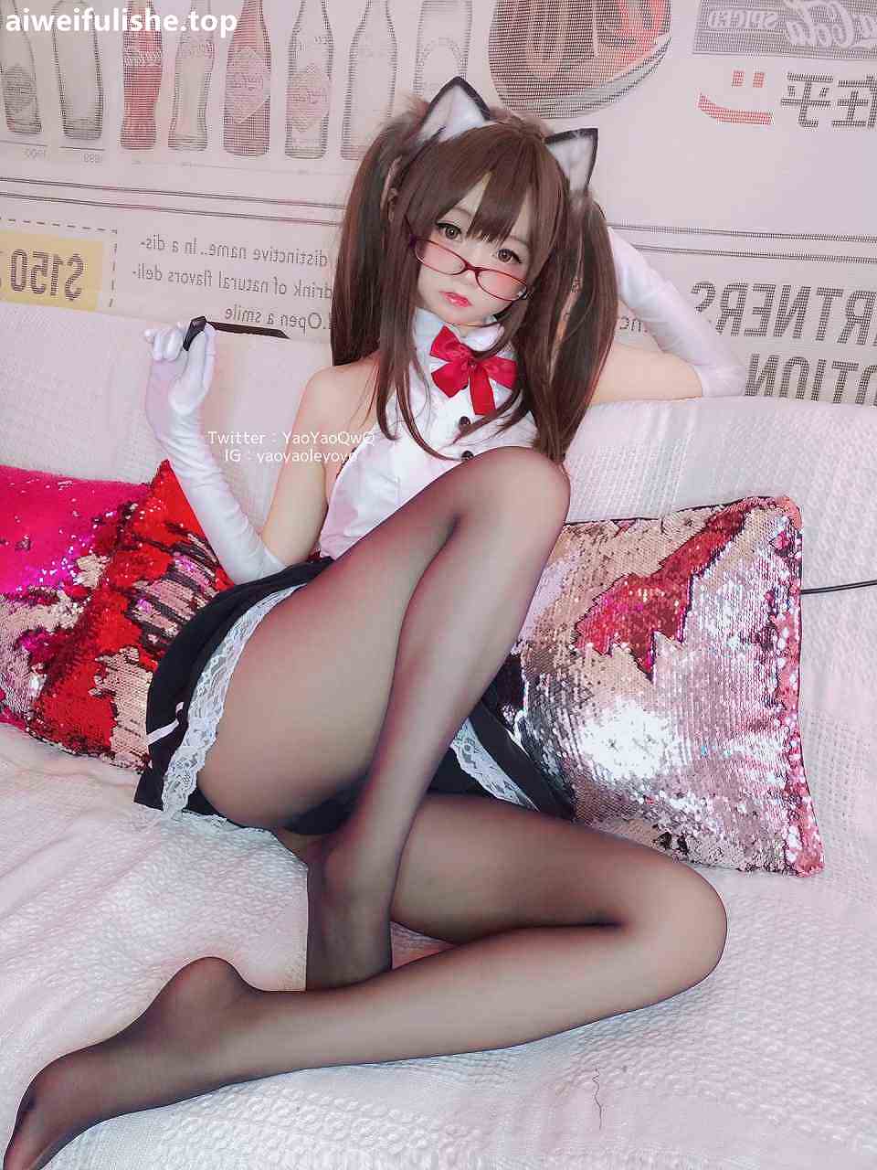 软妹摇摇乐yoyo-黑色紧身衣 [100P-132MB] 清纯可爱-第2张