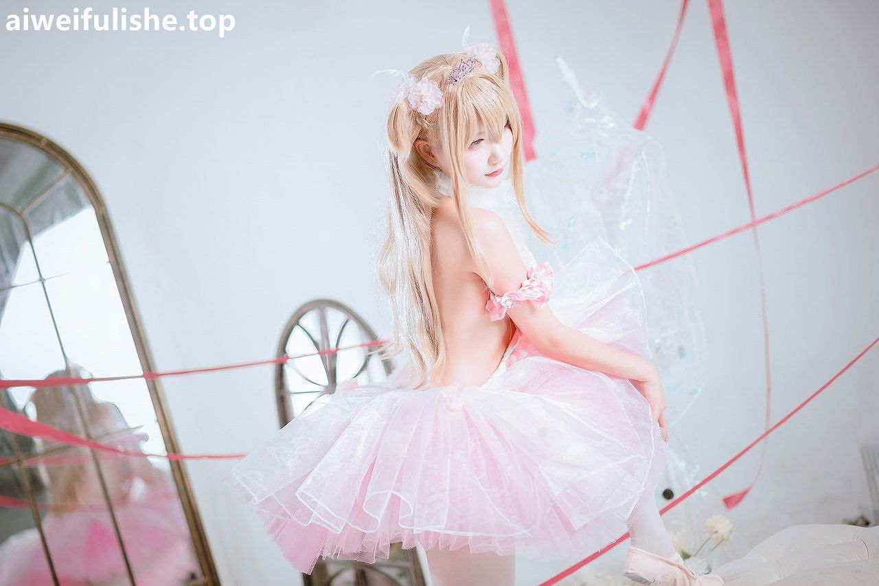 是一只熊仔吗-anmi后辈酱 [20P-41MB] cosplay美女-第1张