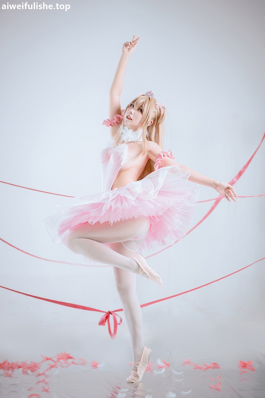 是一只熊仔吗-anmi后辈酱 [20P-41MB] cosplay美女-第2张