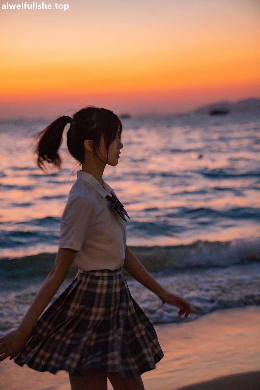 桜桃喵-逐海 [17P-445MB] JK制服-第4张