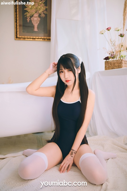 [YOUMI尤蜜]不呆猫-盛夏死库水  [25P-385MB] 死库水-第4张