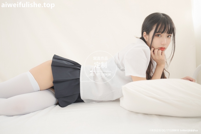 紧急企划-一只喵喵梓 白丝jk制服 [68P1V-1.1GB] JK制服-第1张