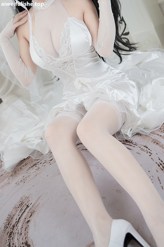 小仓千代w-爱宕婚纱 [20P-125MB] 性感诱惑-第6张