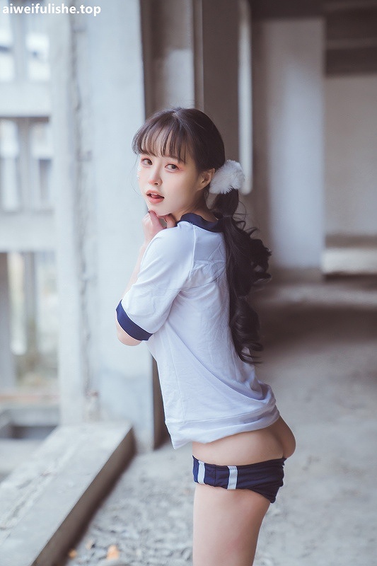 晕崽Zz-工地日记 [70P1V-1.34GB] 体操服-第2张