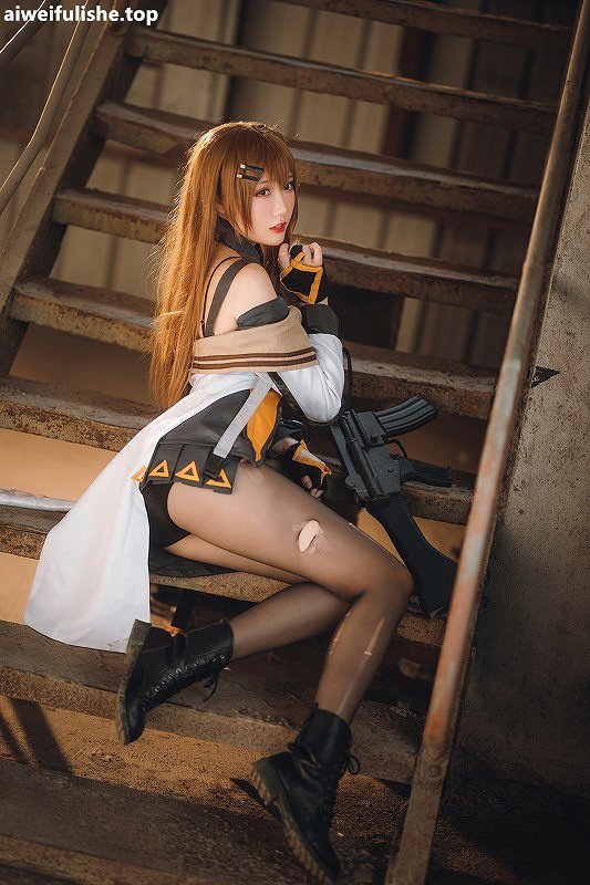 瓜希酱-K2[24p161M] cosplay美女-第3张