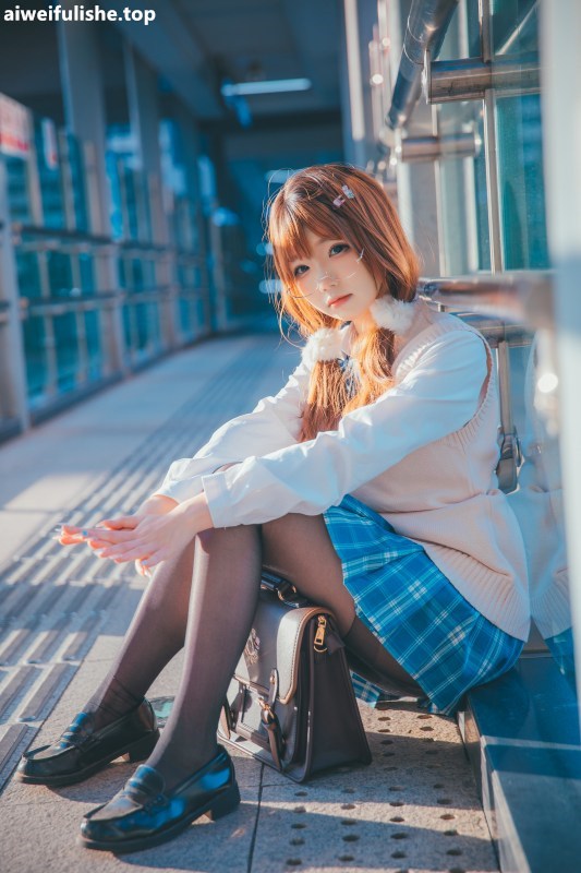 雪晴Astra-JK夕阳 [25P-307MB] JK制服-第5张