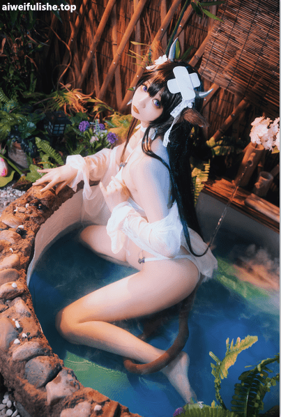 小野寺地瓜-小牛泳装 [9P-63MB] cosplay美女-第3张