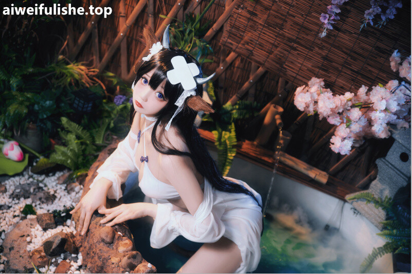 小野寺地瓜-小牛泳装 [9P-63MB] cosplay美女-第1张