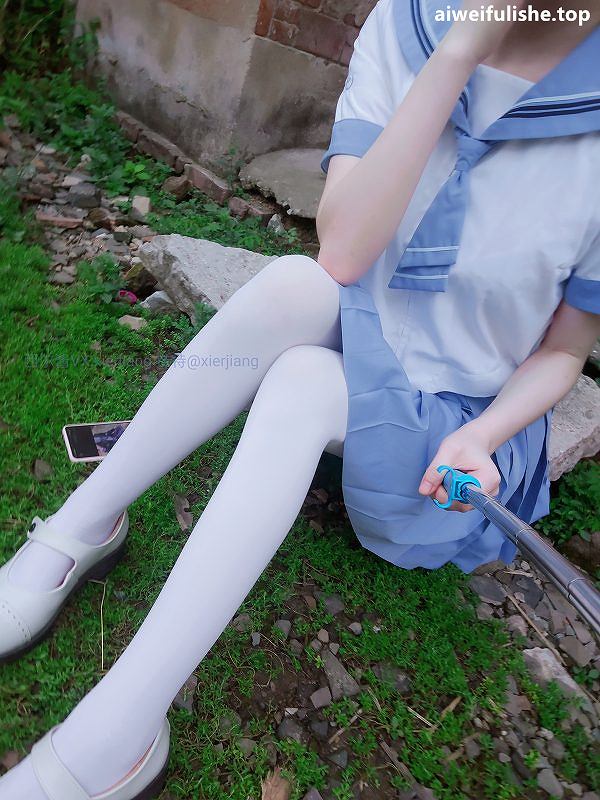 西尔酱-青草水手服 [74P1V-695MB] JK制服-第6张