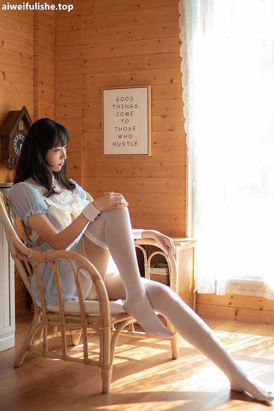 西瓜少女-蓝白女仆 [26P-180MB] 女仆-第6张