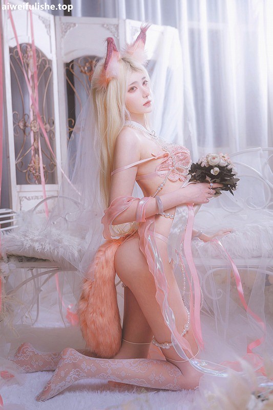 南桃momoko-狐狸与蔷薇[34p162M] cosplay美女-第3张