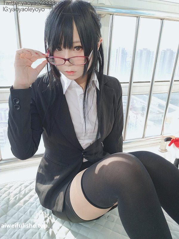 摇摇乐yoyo-自撮り [108P1V-350MB] OL制服-第4张