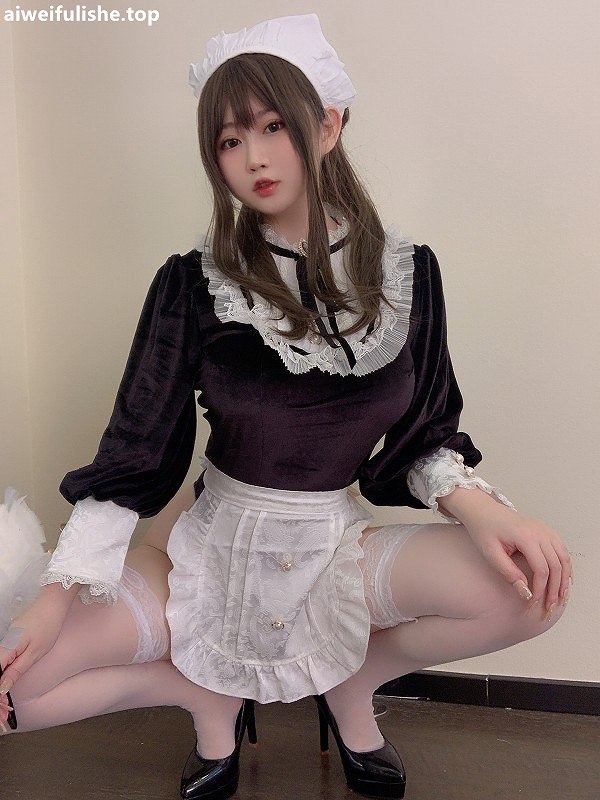 是依酱呀-女仆馆长 [50P5V-225MB] 女仆-第6张