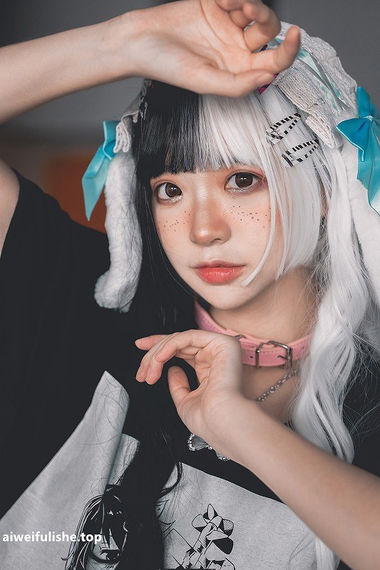 疯猫ss-雀斑少女 [12P-220M] 清纯可爱-第1张