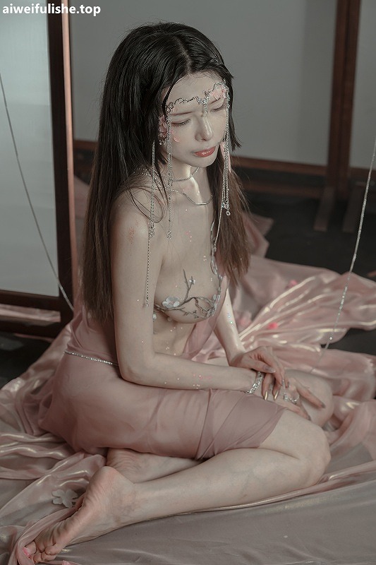 秋和柯基-粉 桃花神[34p1v639M] cosplay美女-第3张