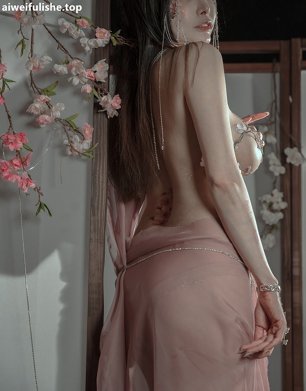 秋和柯基-粉 桃花神[34p1v639M] cosplay美女-第3张