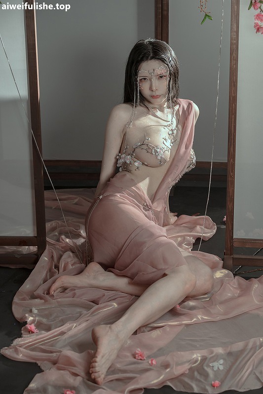 秋和柯基-粉 桃花神[34p1v639M] cosplay美女-第4张