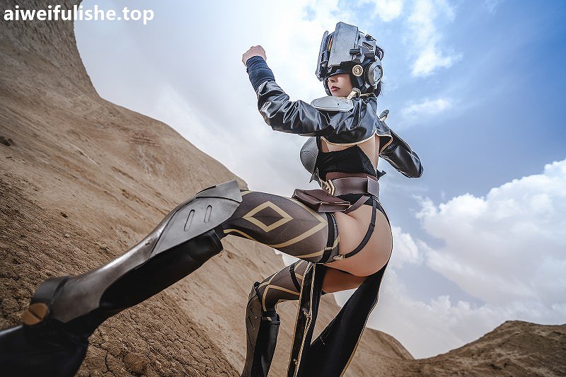 秋和柯基-荷光者梵蒂 [30P1V-880MB] cosplay美女-第3张