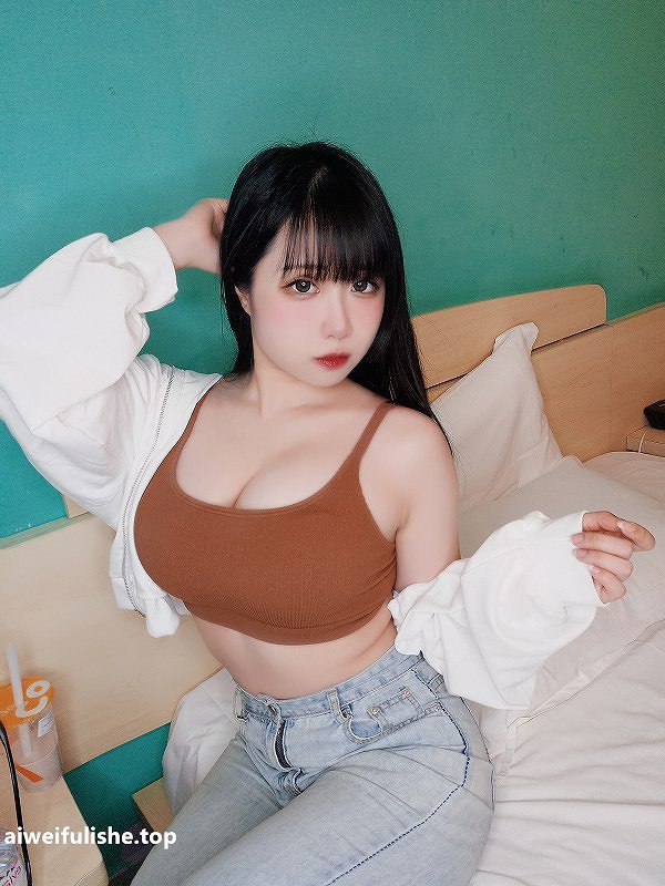 贞子蜜桃-运动内搭 [10P1V-320MB] 丰满-第2张