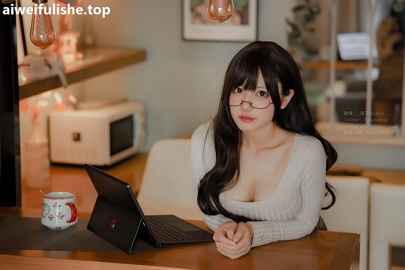 Nyako喵子-人妻本 [87P1V-902MB] 性感诱惑-第4张