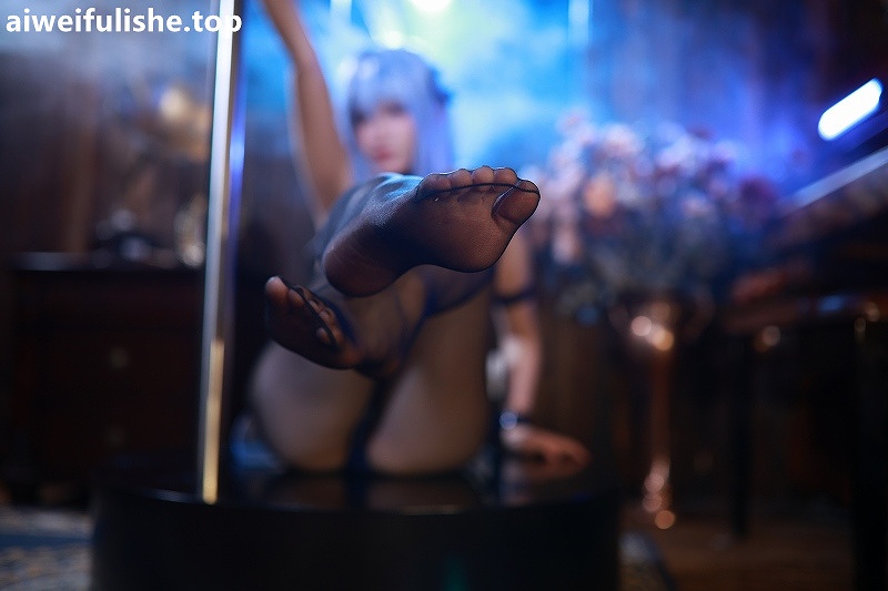 前羽-花园 [36P-220MB] 兔女郎-第5张